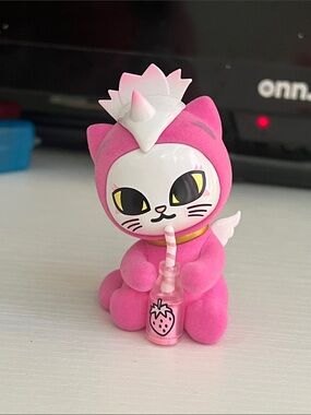 Tokidoki Cherry Blossom Cats Pawsplay Kitty